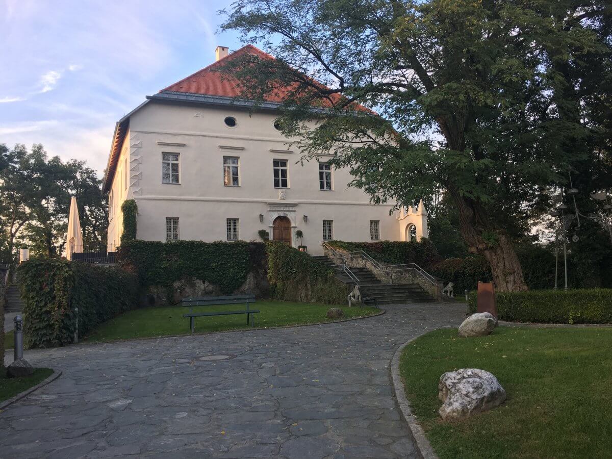 Schloß Maria Loretto, Klagenfurt am Wörthersee ⋆ The Passenger