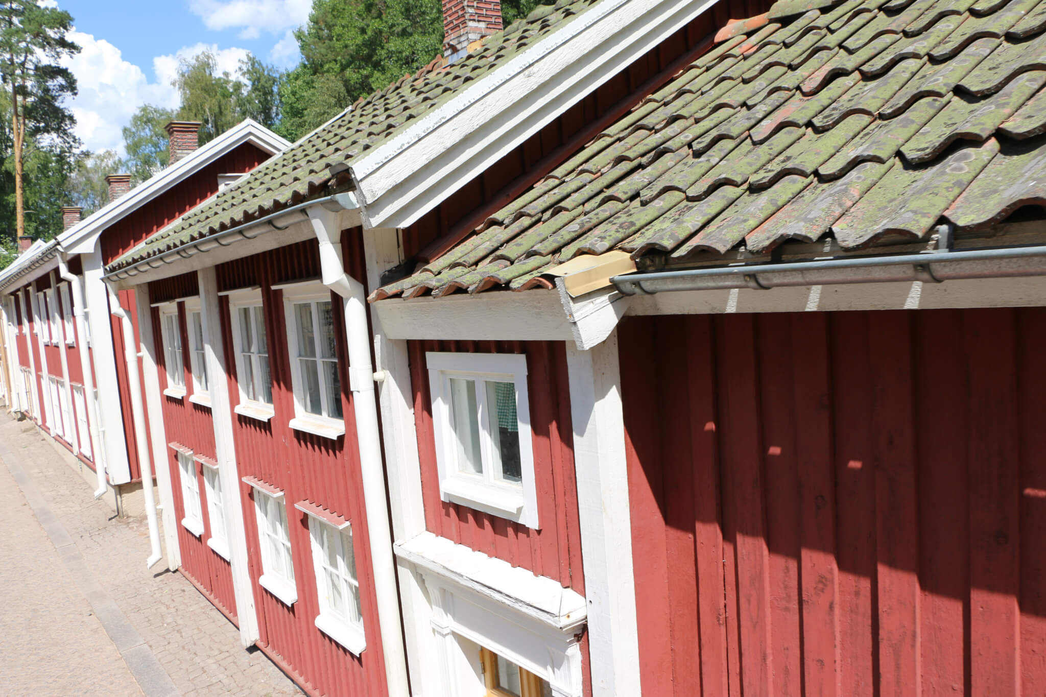 Faluröd / Why are Swedish houses red? ⋆ The Passenger