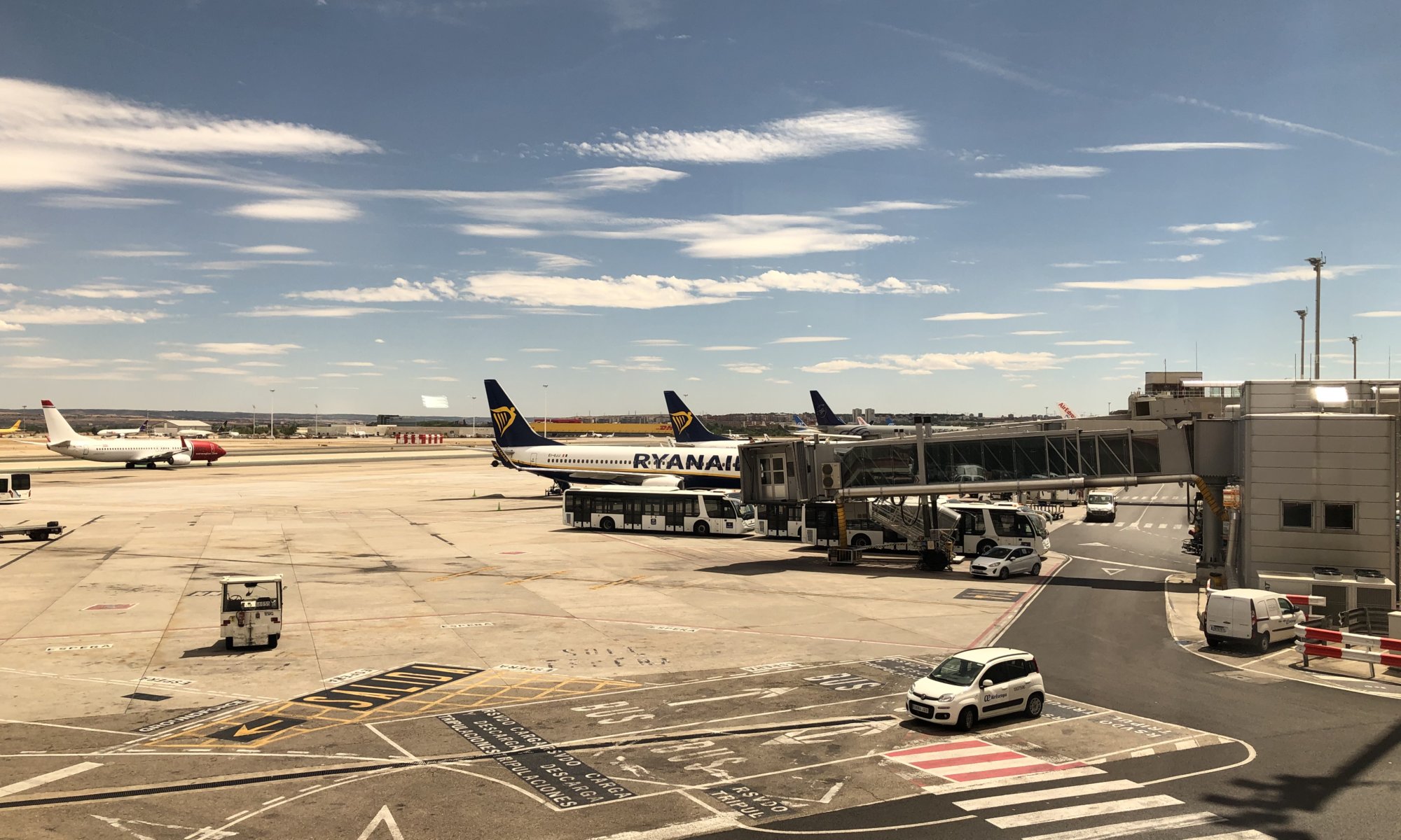 Aeropuerto Madrid-Barajas (MAD)