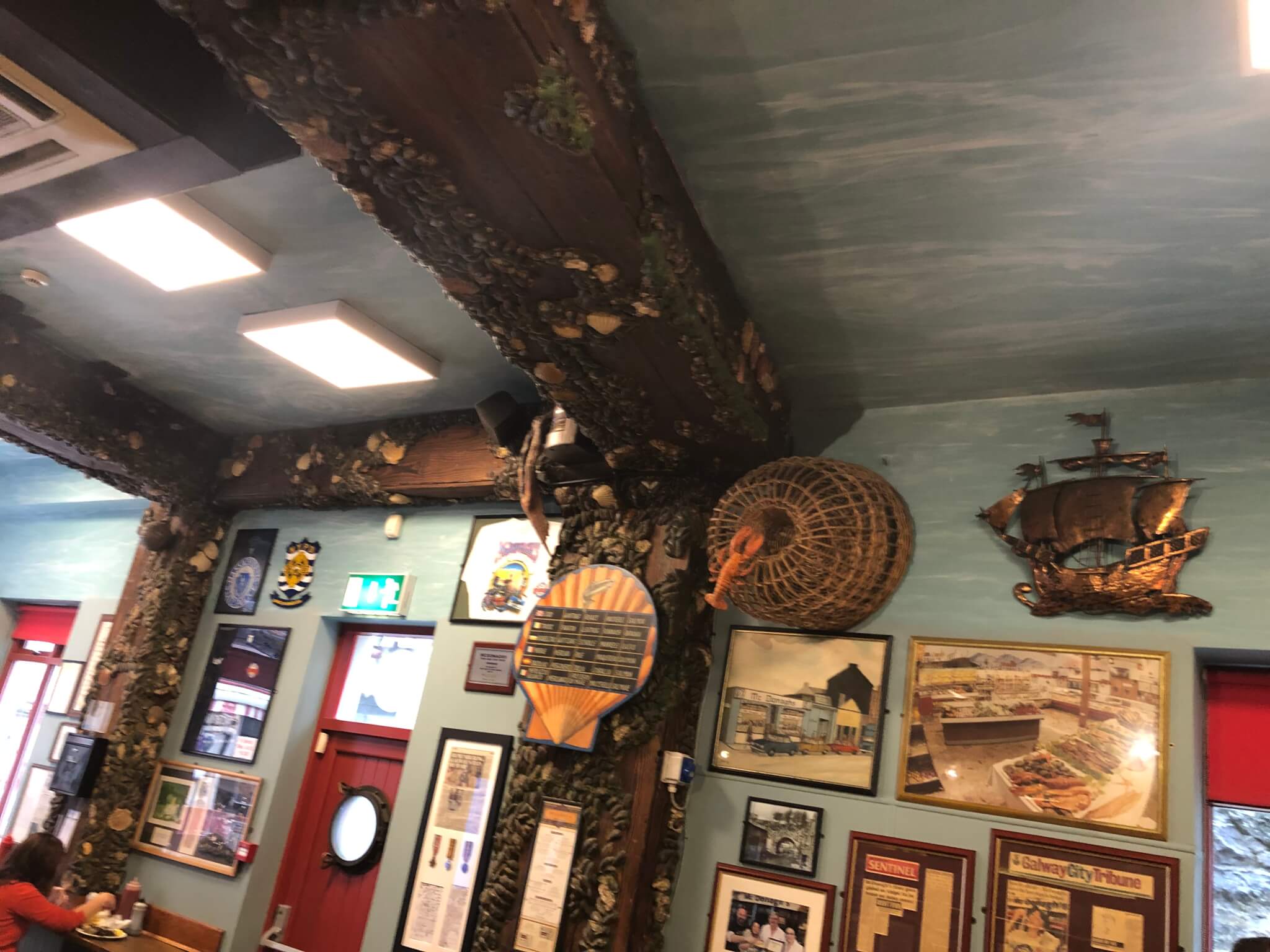 McDonagh‘s / Fish fast food, Galway ⋆ The Passenger