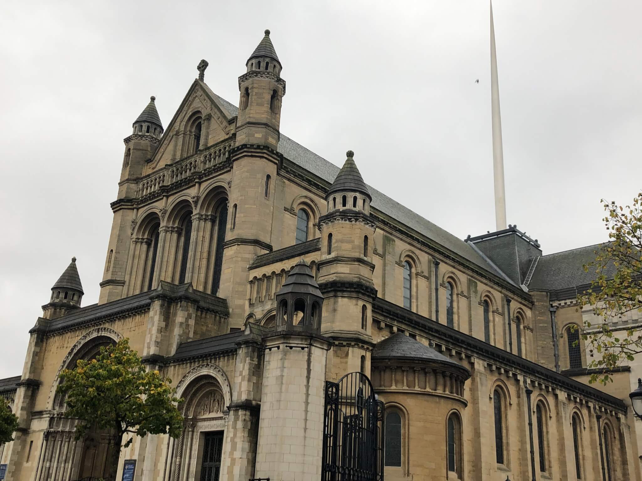 St. Anne‘s cathedral / Belfast, Northern Ireland ⋆ The Passenger