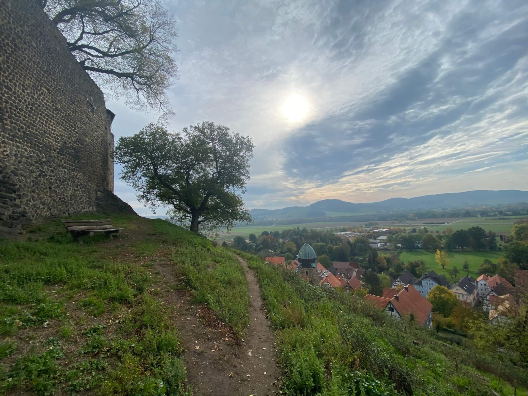 Felsburg Very good visible castle, Felsberg ⋆ The Passenger