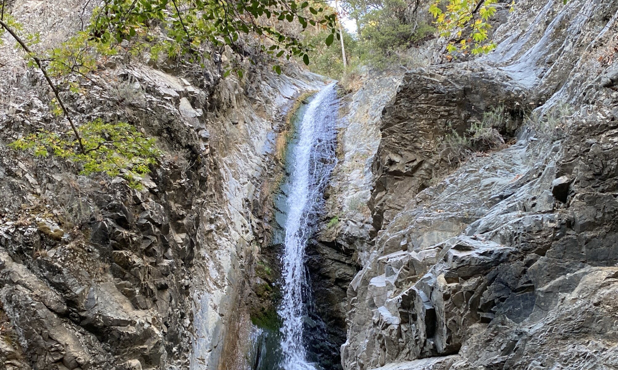 Millomeris waterfall, Πάνω Πλάτρες