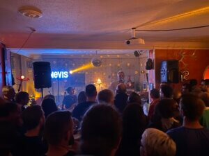 Nevis, Sputnik, Paderborn