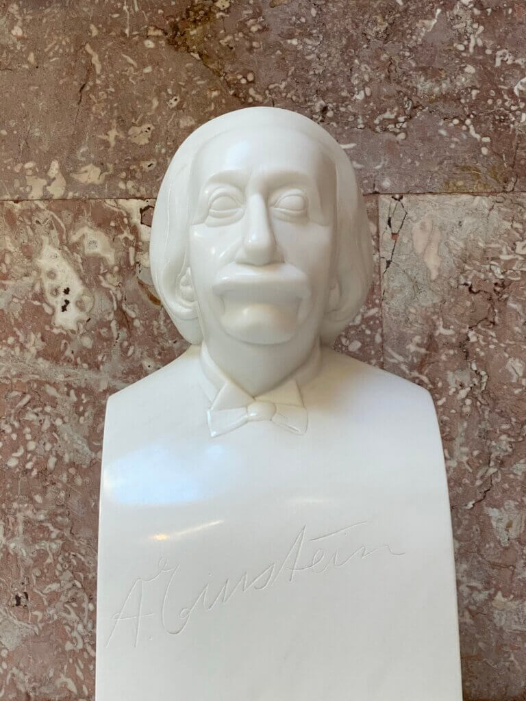 Albert Einstein, Walhalla, Donaustauf