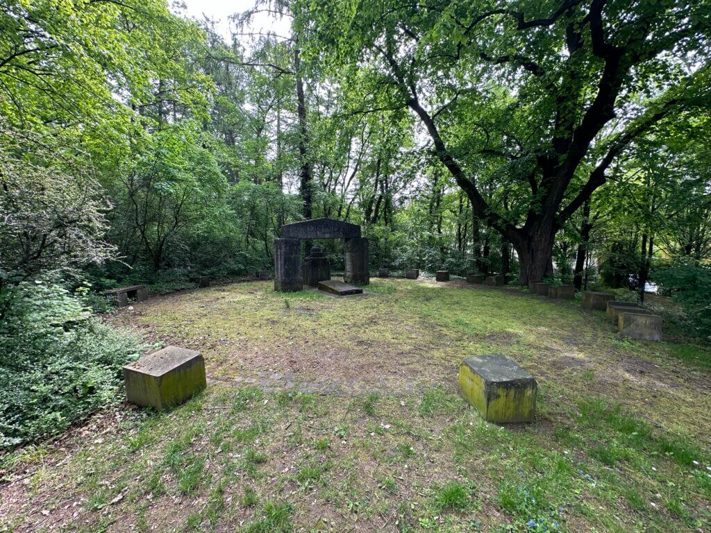 Mahnmal Stumpfe Eiche, Göttingen