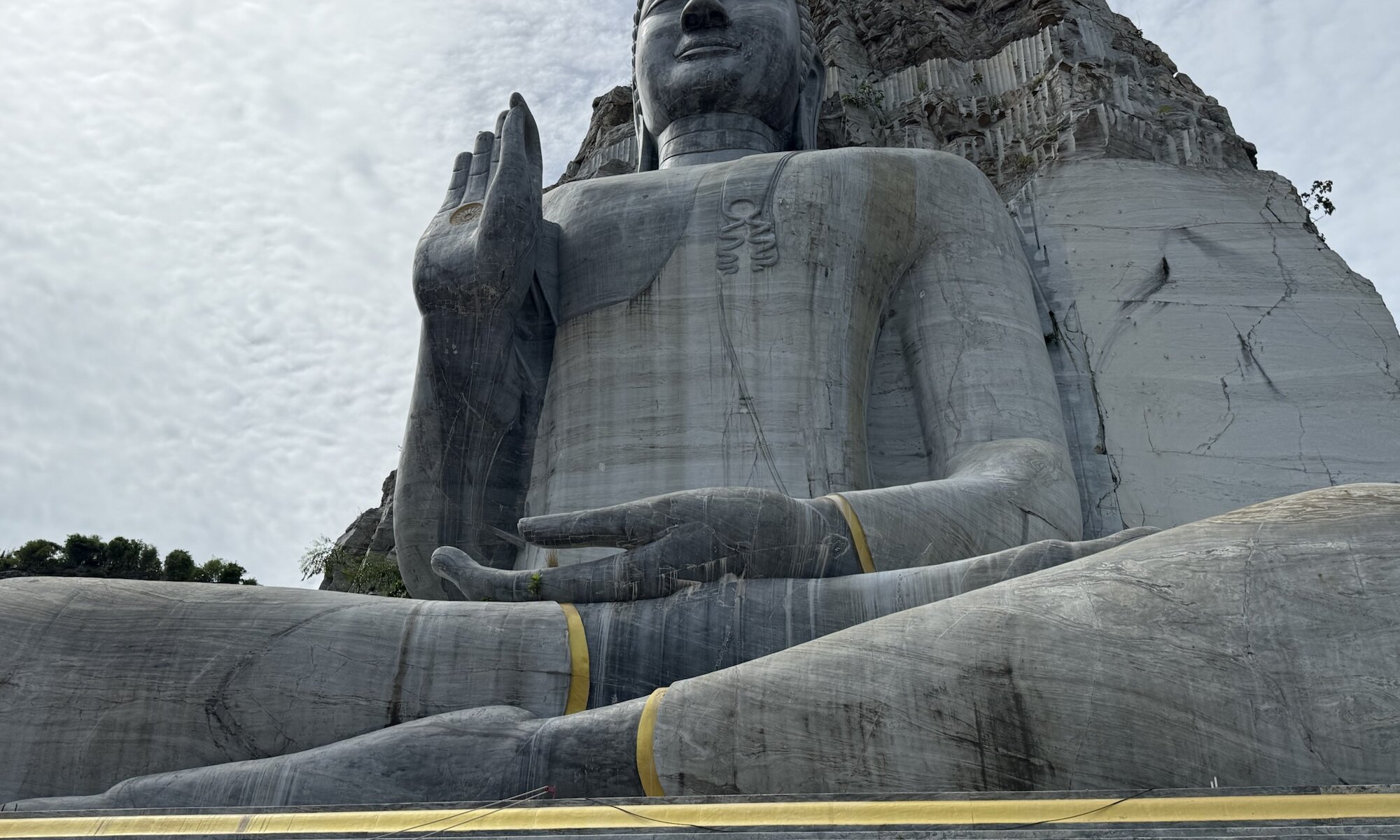 Luang Pho U Thong, อู่ทอง