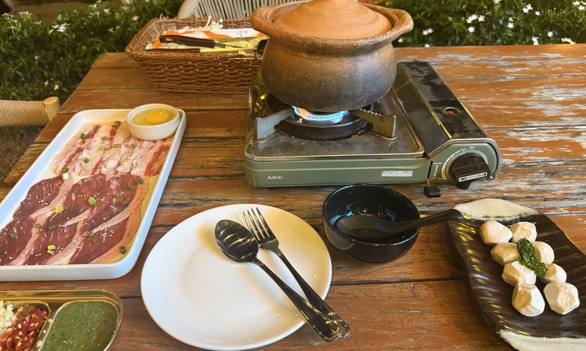 Hotpot, River view restaurant, เชียงใหม่
