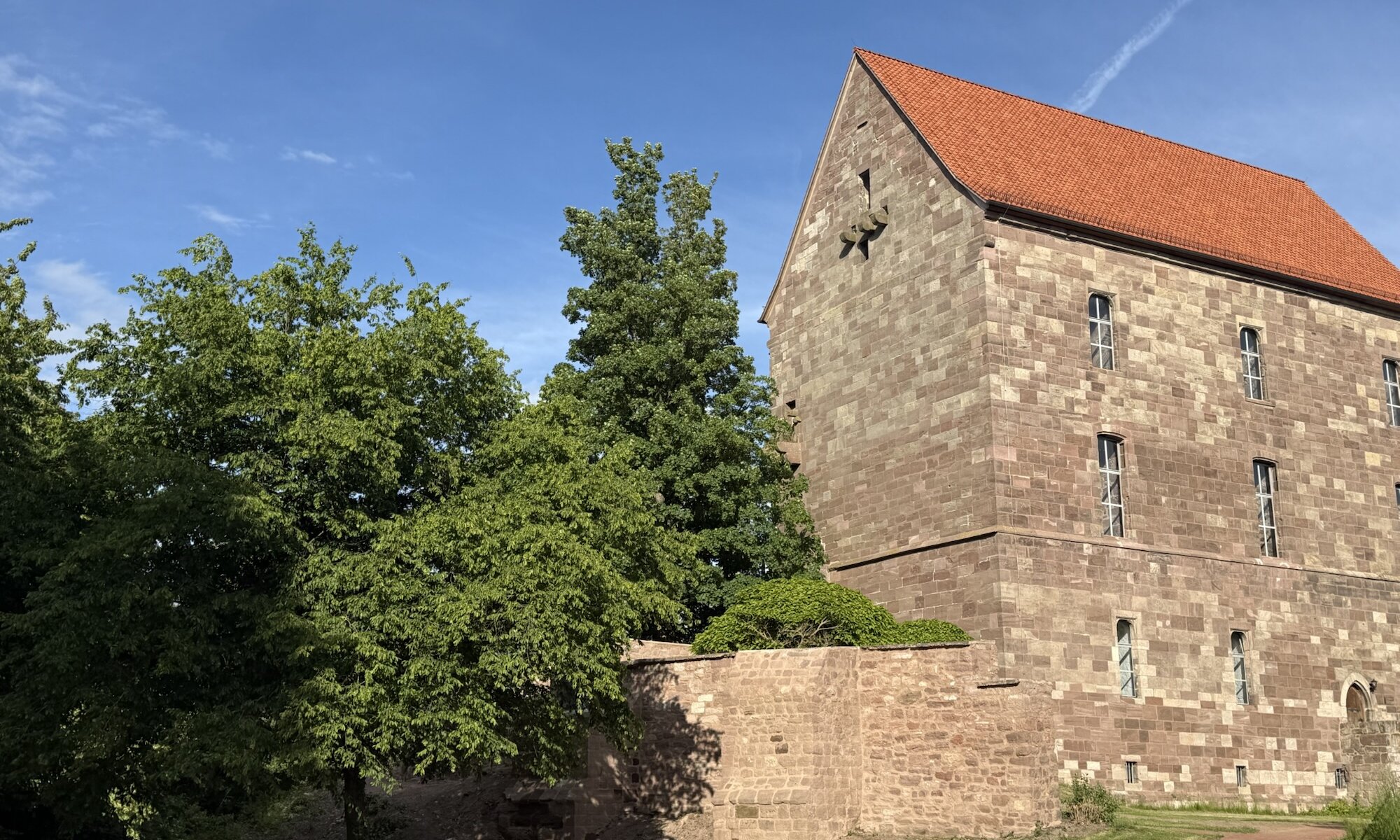 Muthaus, Burg Hardegsen, Hardegsen